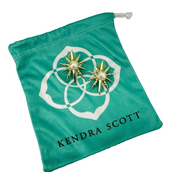 Kendra Scott Rogan Starburst Pearl Gold Statement Stud Earrings with Dust Bag - Picture 5 of 5